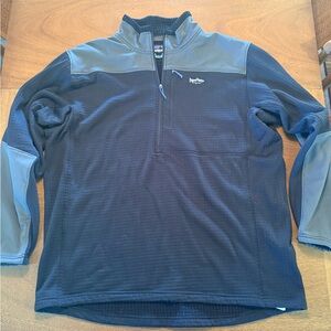 Men's Black and Gray Pullover Patagonia fly fishing quarter zip Jacket